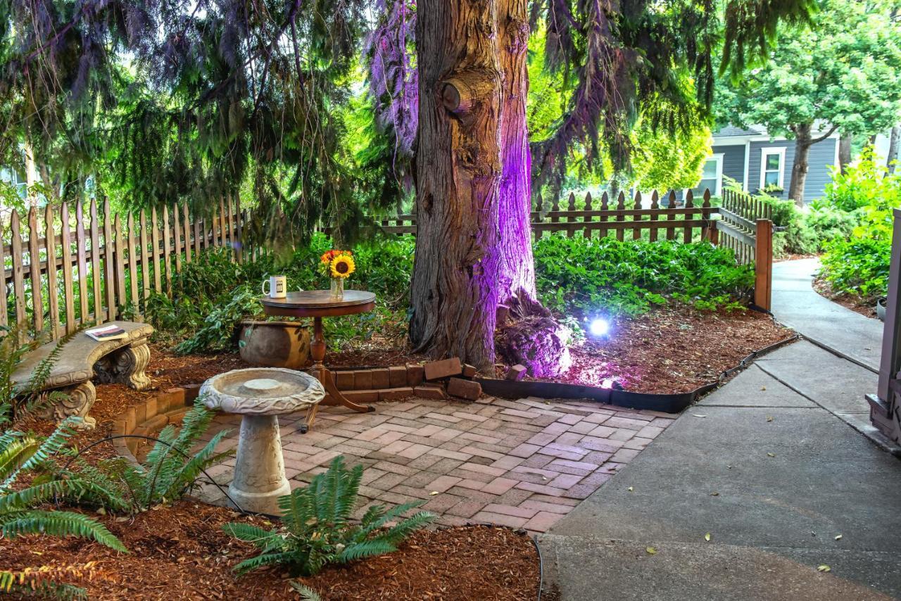 Inn At The Gorge Hood River Exterior foto