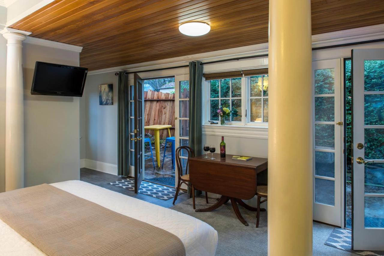 Inn At The Gorge Hood River Exterior foto